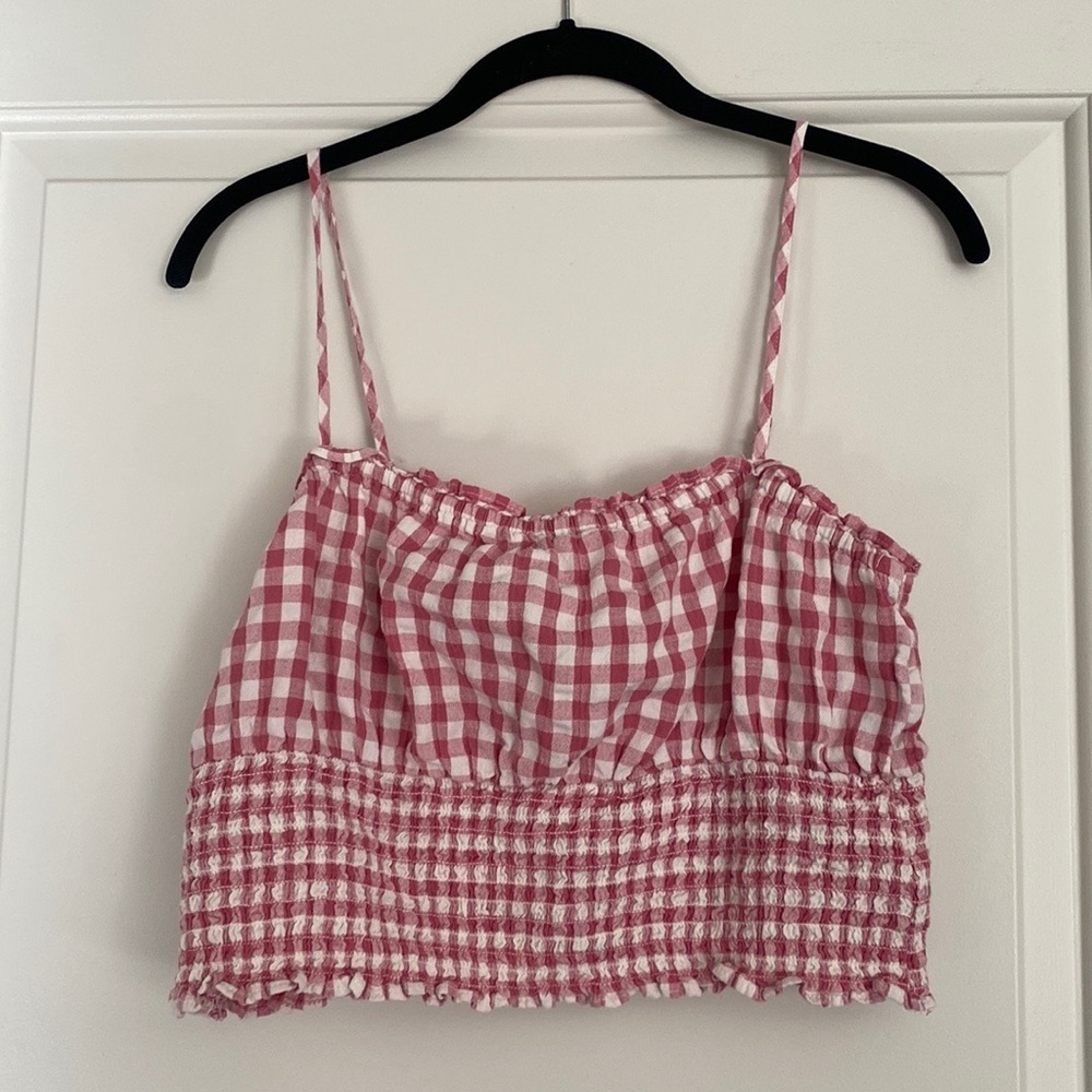 AMERICAN Eagle Red White Gingham Smocked Crop Top